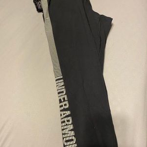 UA capri pant leggings